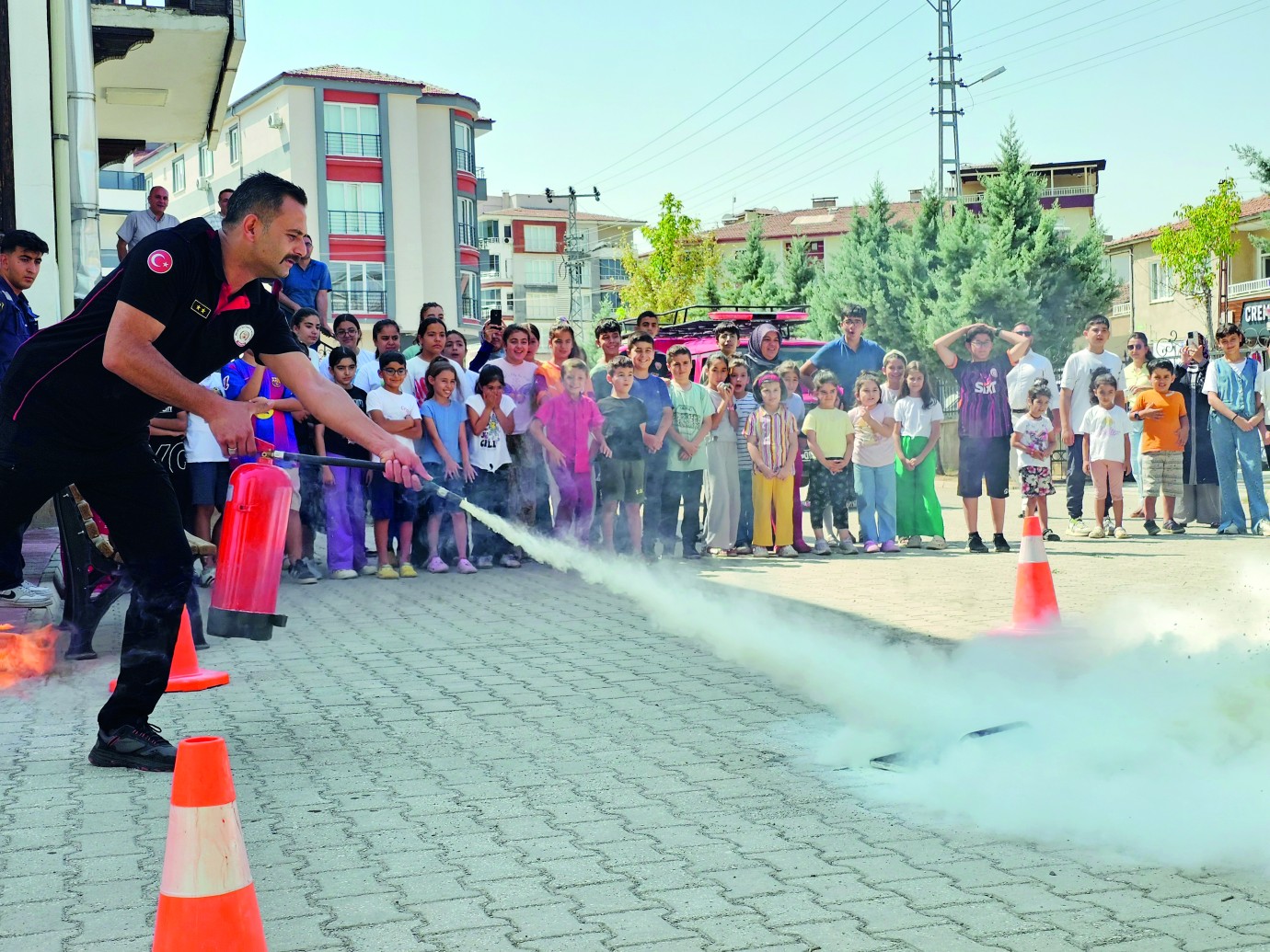 Büyükşehir Semt Konaklarında deprem ve yangın eğitimi