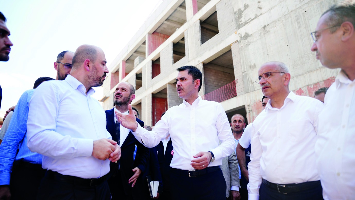 Bakan Kurum'dan Bakırcılar Çarşısı'nda '24 saat mesai' mesajı