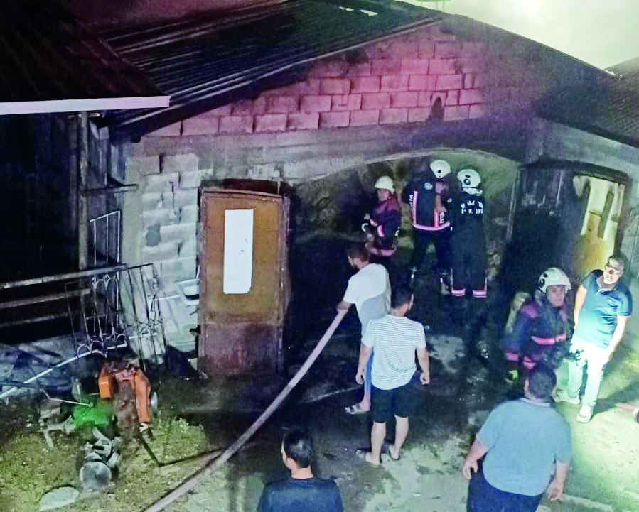 Malatya’da ahır yangını