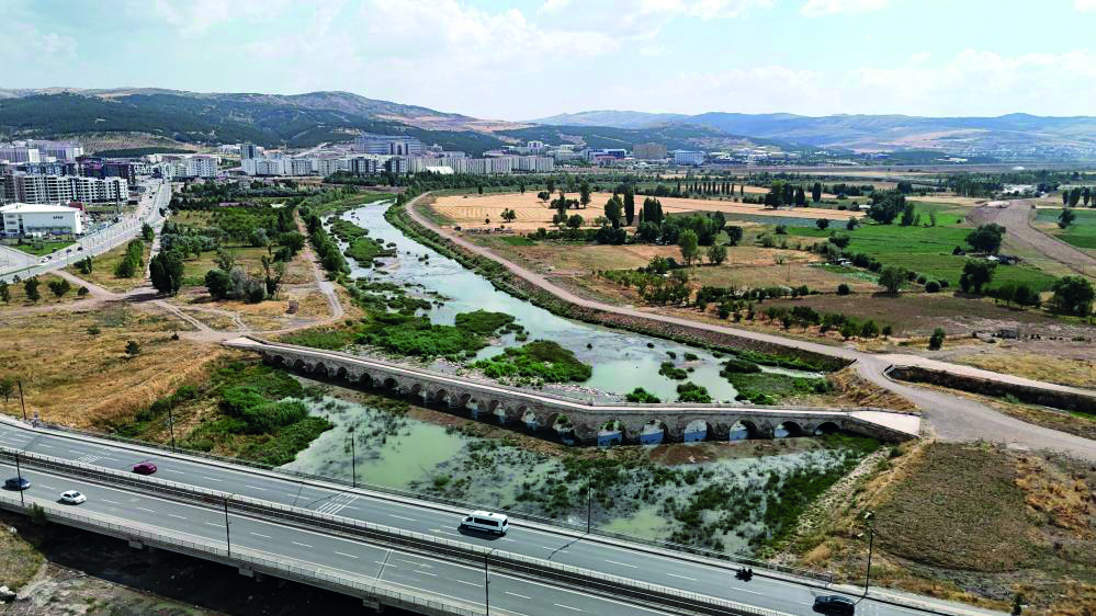 Türkiye’nin en uzun nehrinde kuraklık alarmı