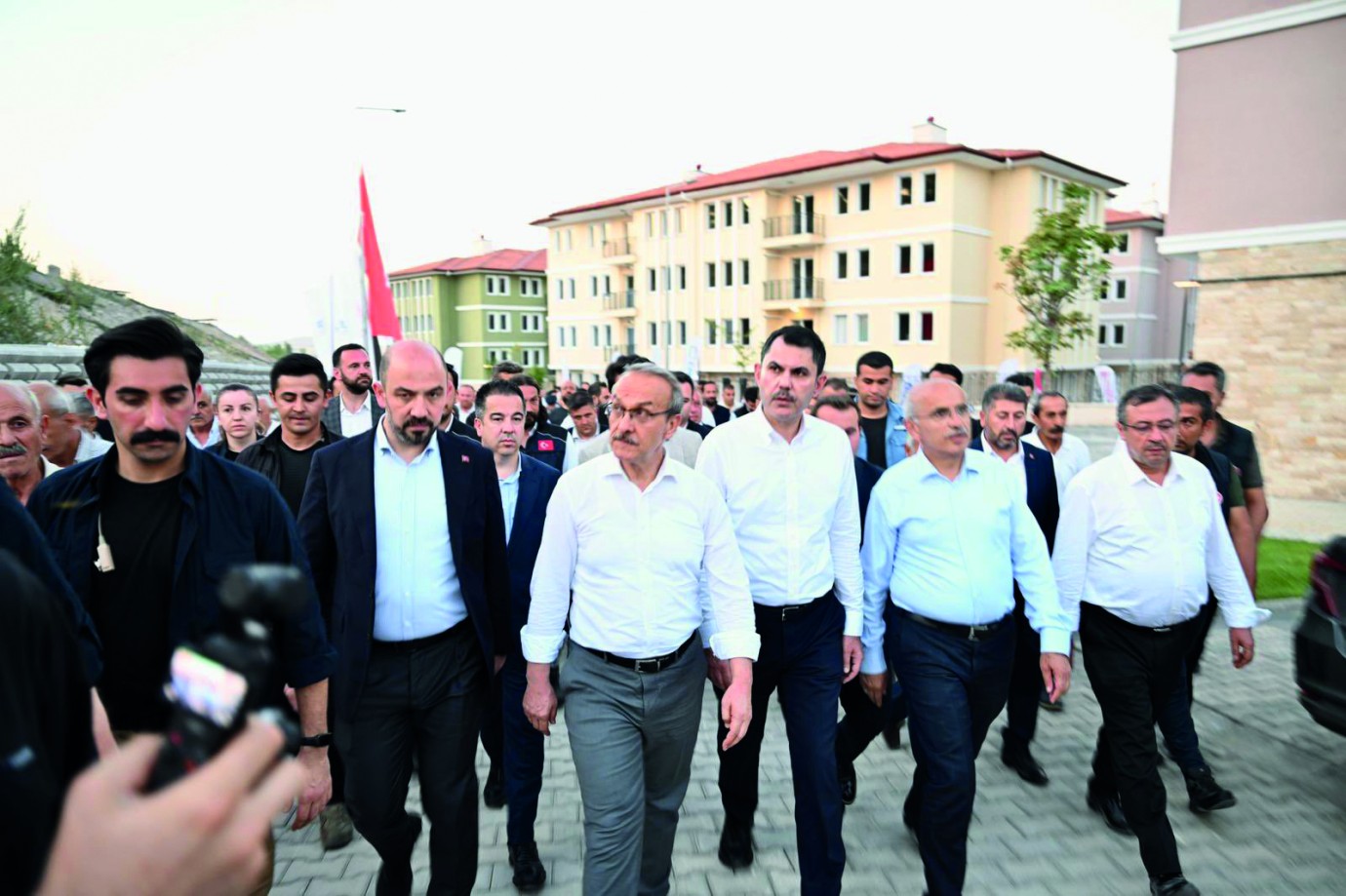 Akçadağ’da depremin izleri siliniyor!