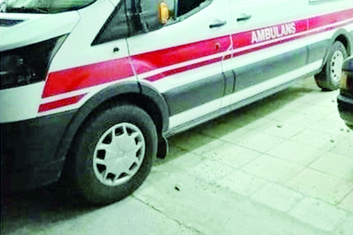 Kale’de otomobil ile patpat çarpıştı: 1 yaralı