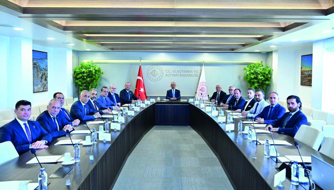 MÜSİAD Malatya heyetinden ulaştırma ve sağlık bakanlıklarına ziyaret