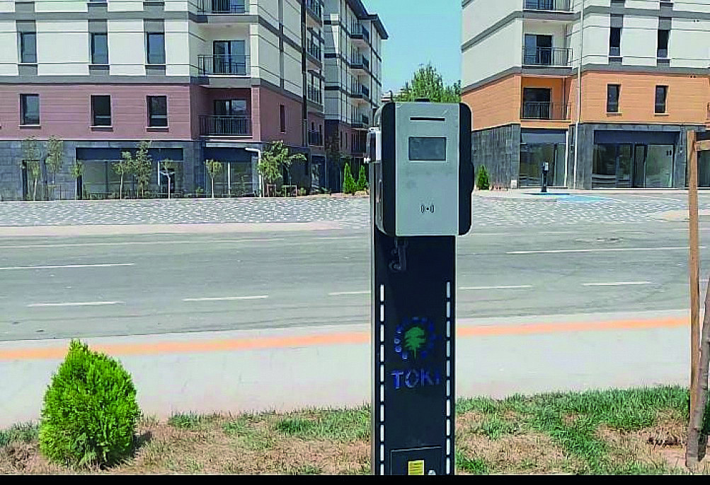 Malatya’da Bir İlk: GES’li ve Şarj İstasyonlu Konutlar