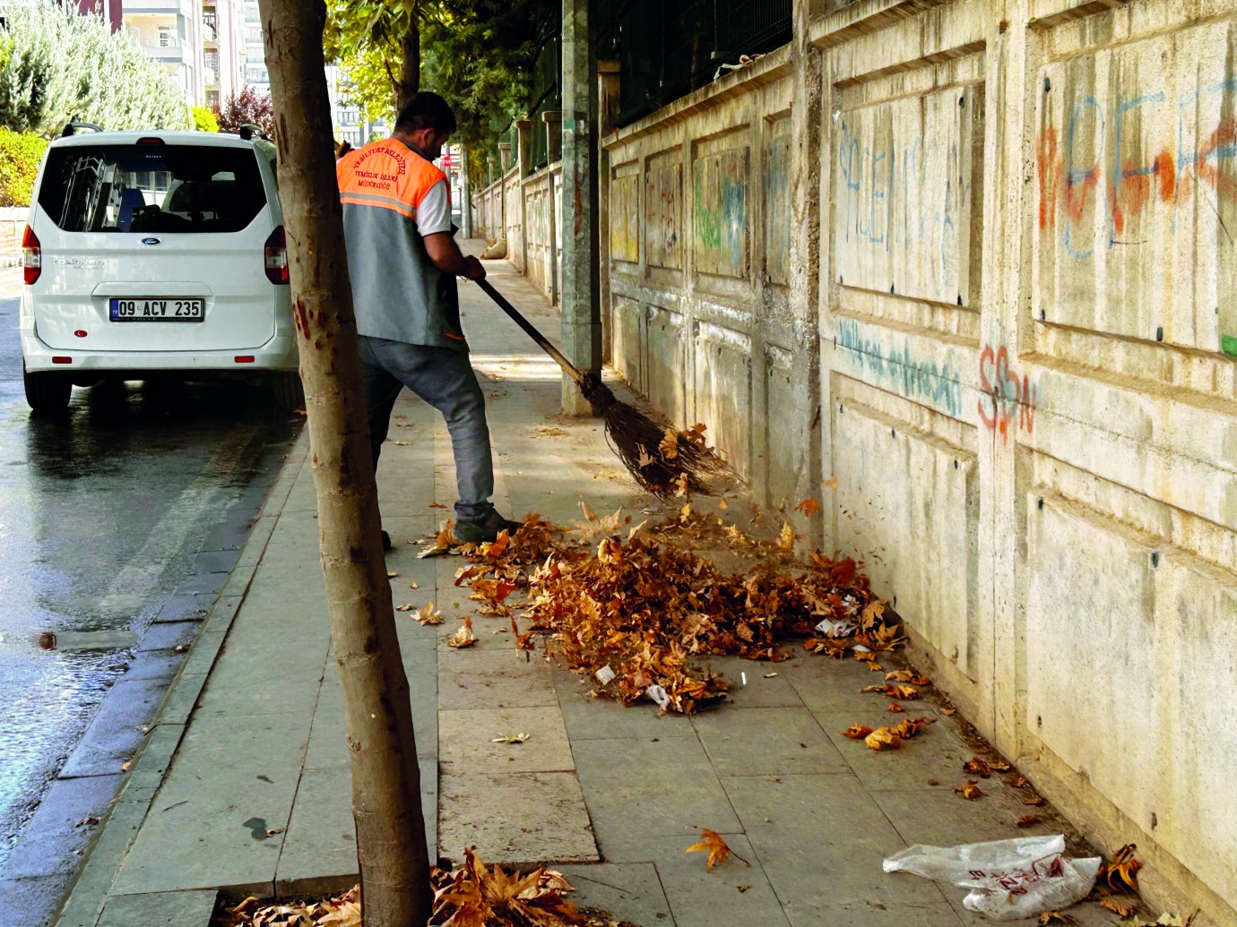 Yaptıkları işi fotoğrafla kanıtlıyorlar