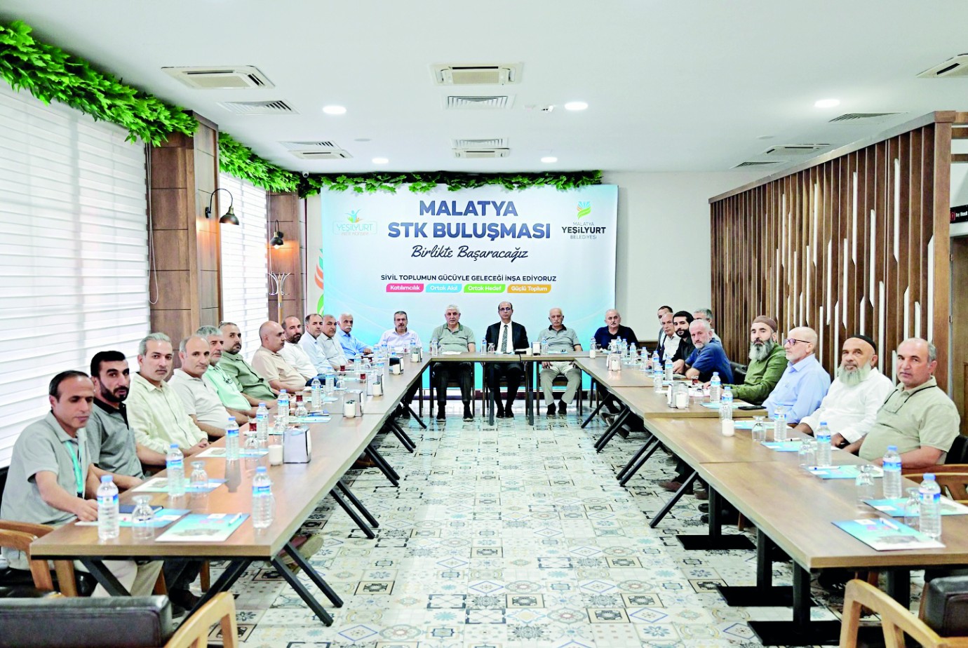 Yeşilyurt’un bugünü ve yarınlarını ele alındı
