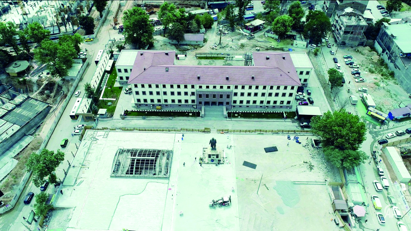 Malatya Valiliği yeni binasında hizmet vermeye başladı