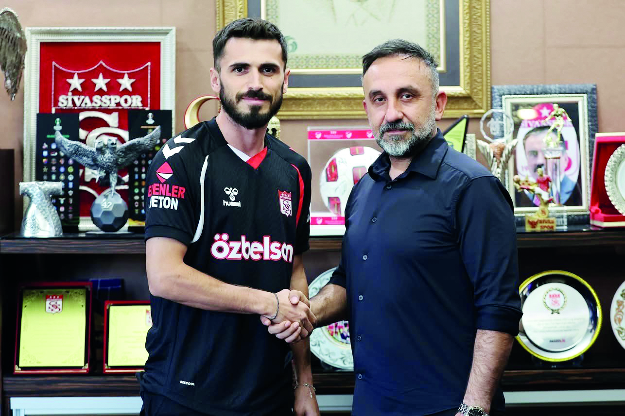 Valon Ethemi resmen Sivasspor’da
