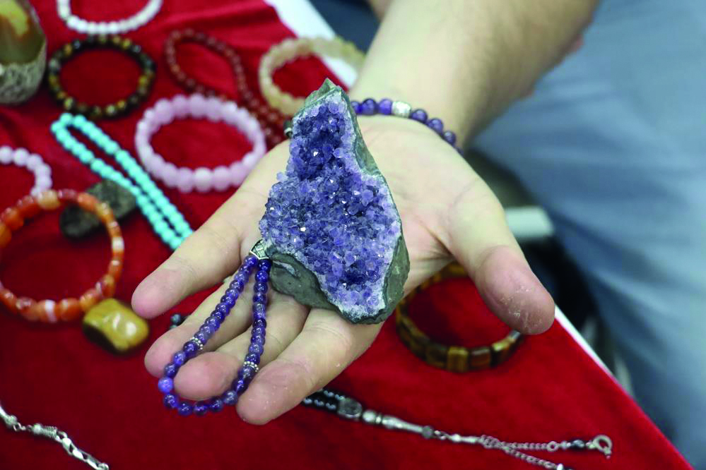 Doğal taşlara ilgi, döneme ve ihtiyaçlara göre değişiyor