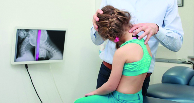 Teknolojinin gelişimi duruş bozukluklarını arttırdı