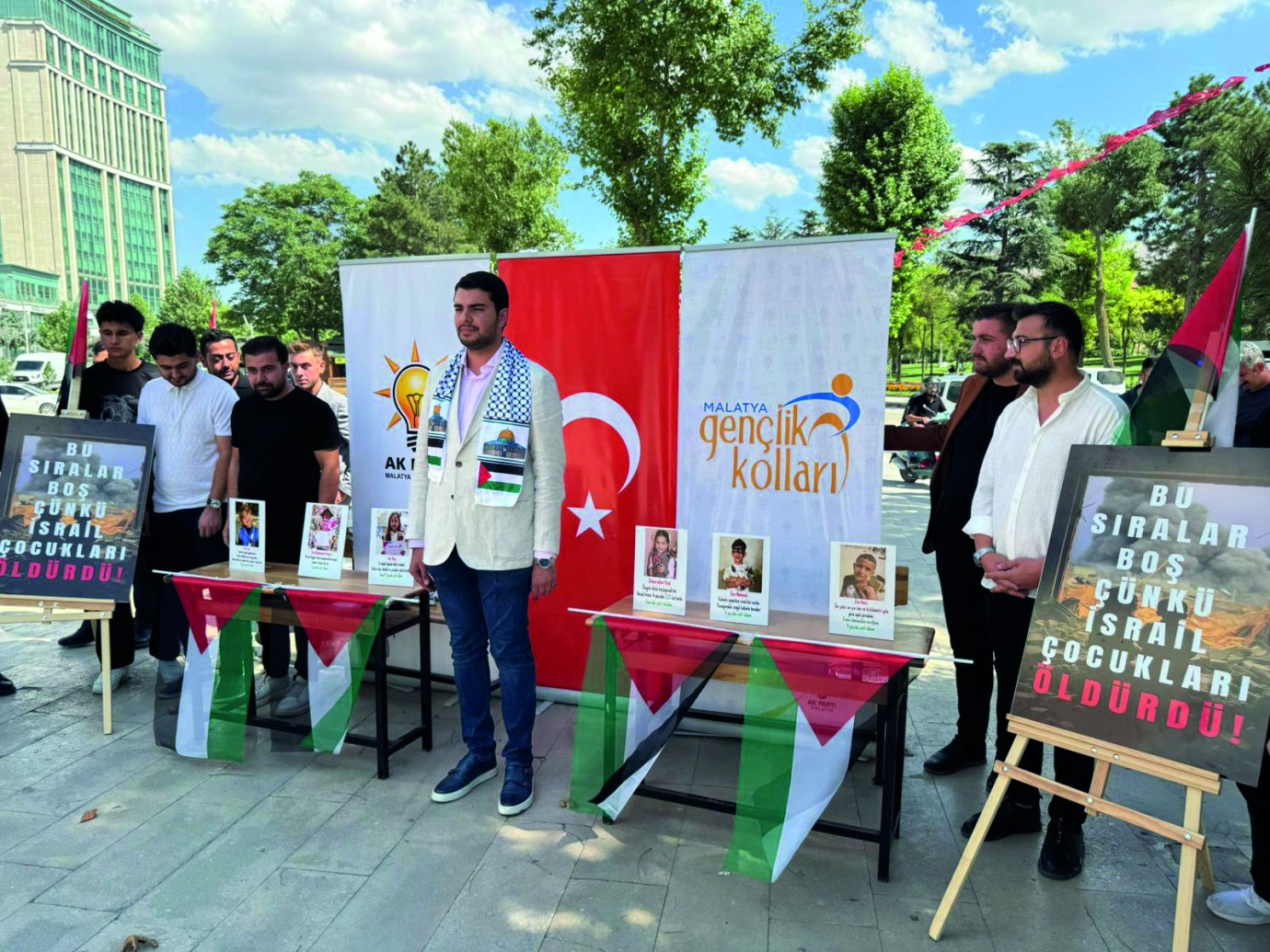 AK Parti Malatya gençlik kolları Gazze’deki öğrencileri unutmadı