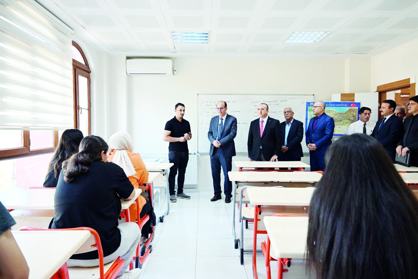 YKS’de dereceye giren öğrencilere 10 bin TL’ye kadar destek