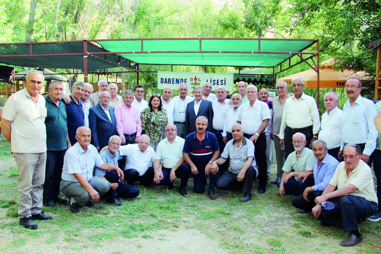 Darende Lisesi mezunları 47 yıl sonra buluştu