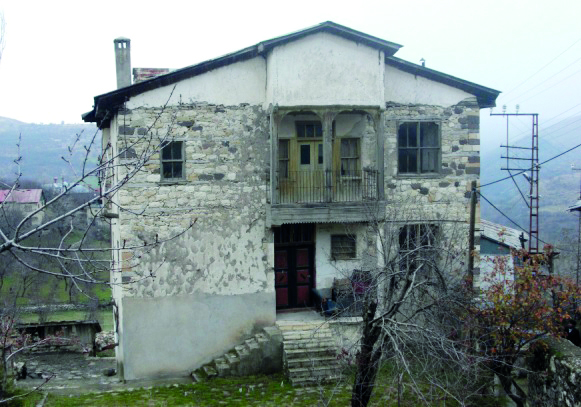 Rasim Kaşkaloğlu evi, sivil mimari yapısıyla dikkat çekiyor