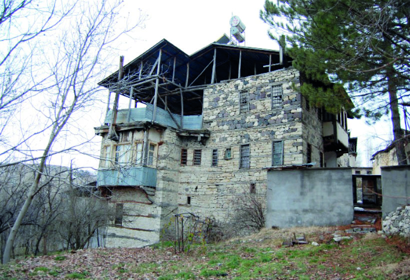 Malatya’nın tescilli yapısı Bekir Serim Tan Evi, ilgi çekiyor