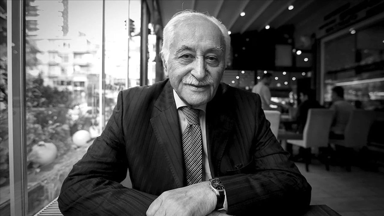 “Dünyaya Bir Daha Gelsem Malatyalı Olmak İsterim” Demişti: Yavuz Bülent Bakiler Hayatını Kaybetti