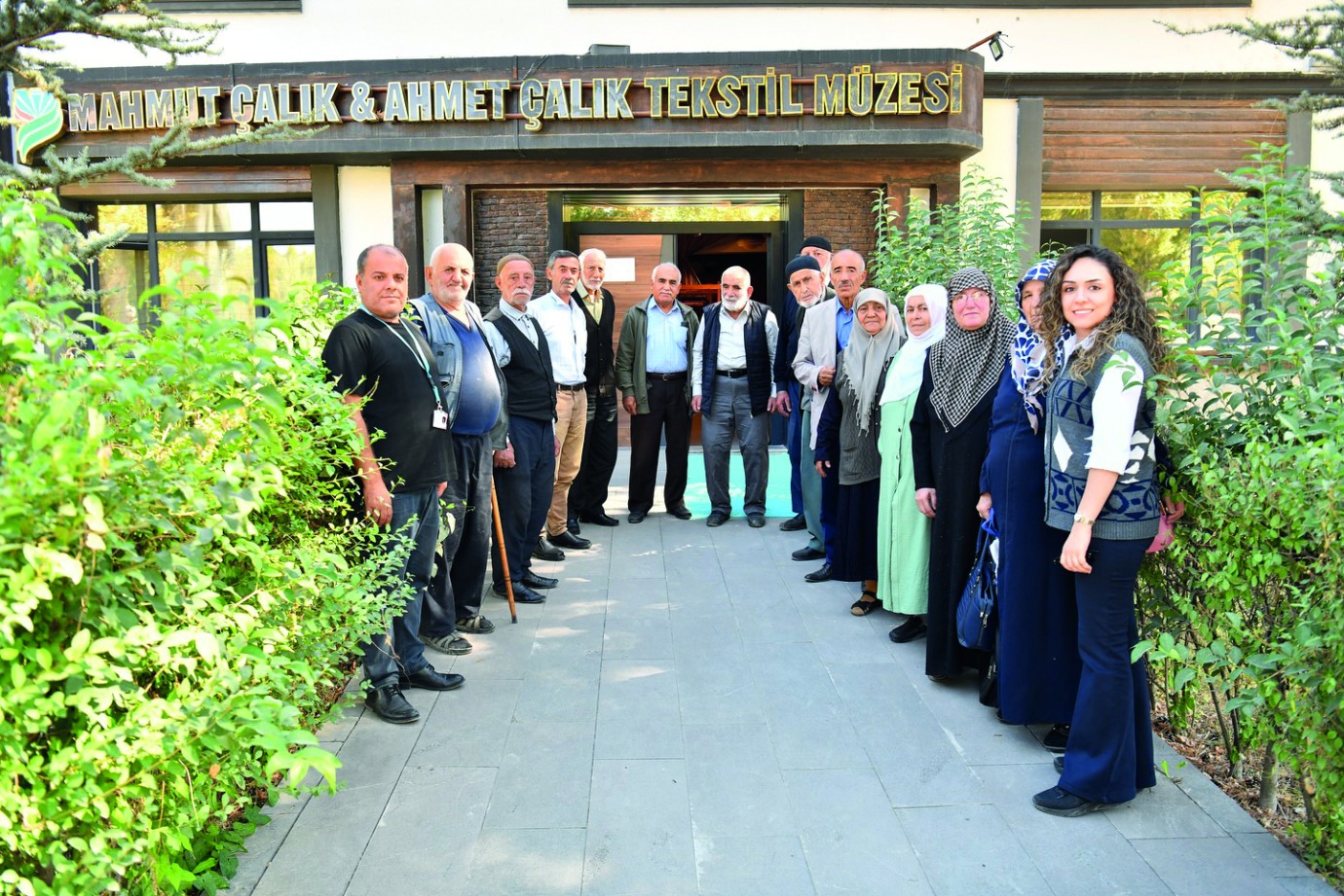 Yeşilyurt Belediyesi, Yaşlılar Gününde büyüklerini unutmadı
