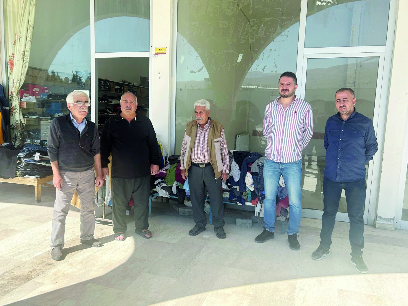 Belediyeye güvendiler ortada kaldılar!