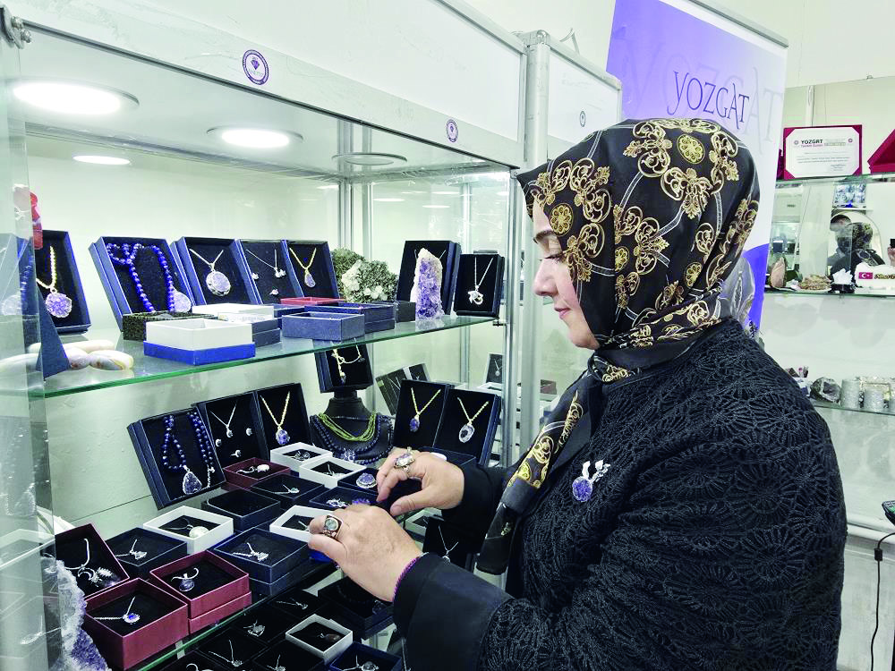 Yozgat'tan çıkarılıyor, kadınların elinde aksesuara dönüşüyor