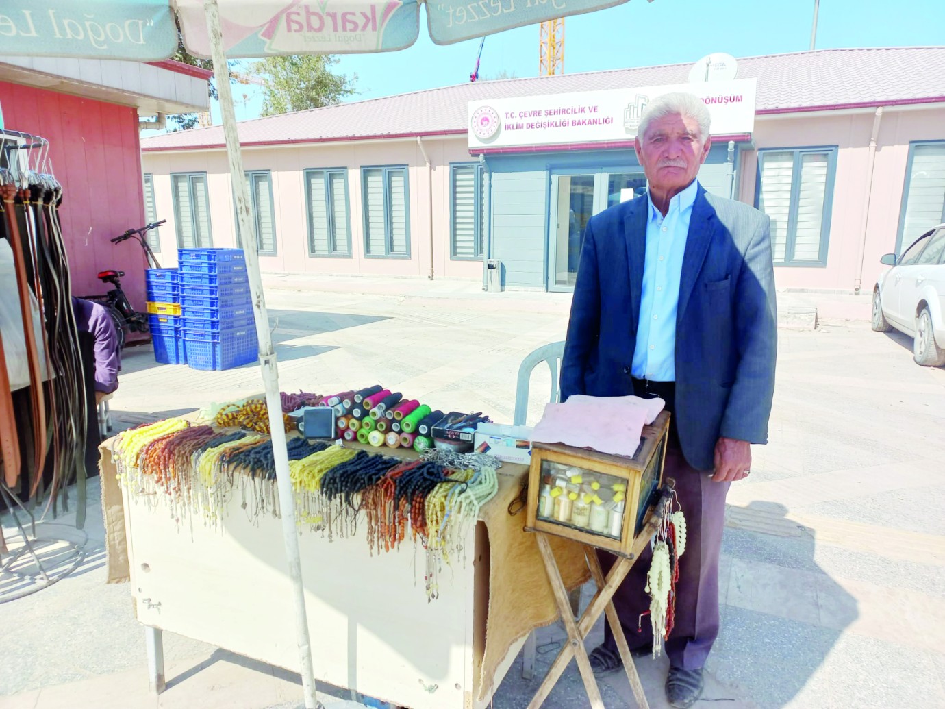 Yerleri değişen seyyar esnaflardan yetkililere çağrı