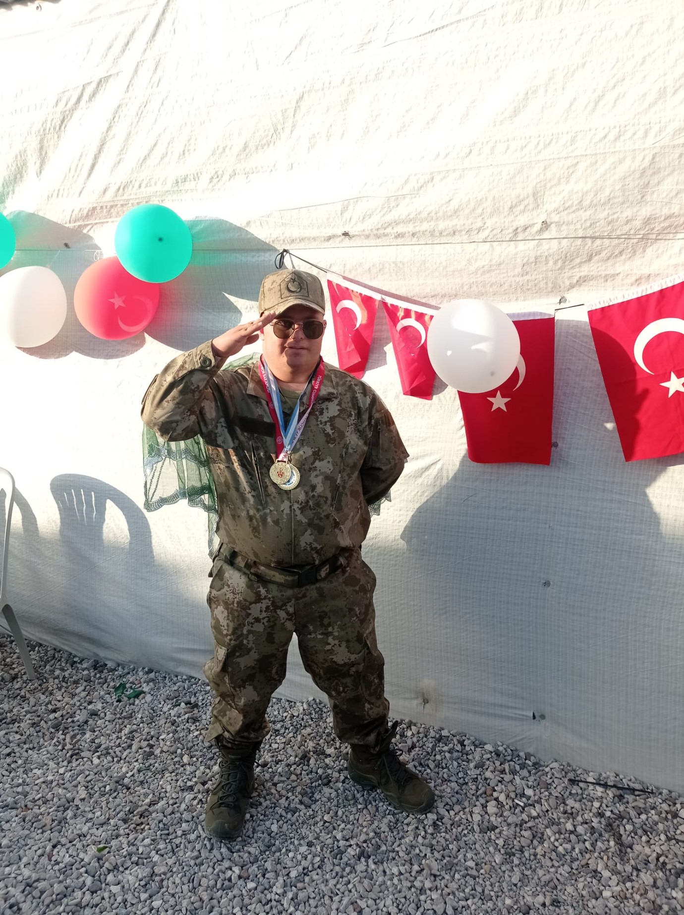 Down Sendromlu gencin askerlik hayali gerçek oldu