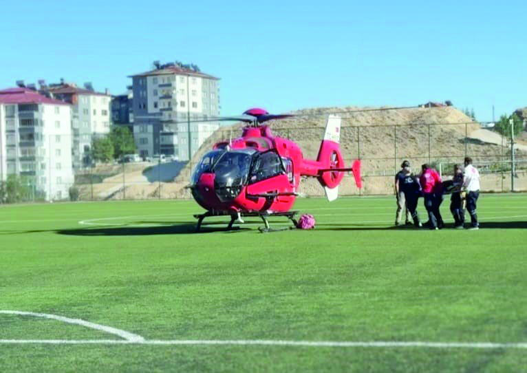 Hava ambulansı hayat kurtarıyor