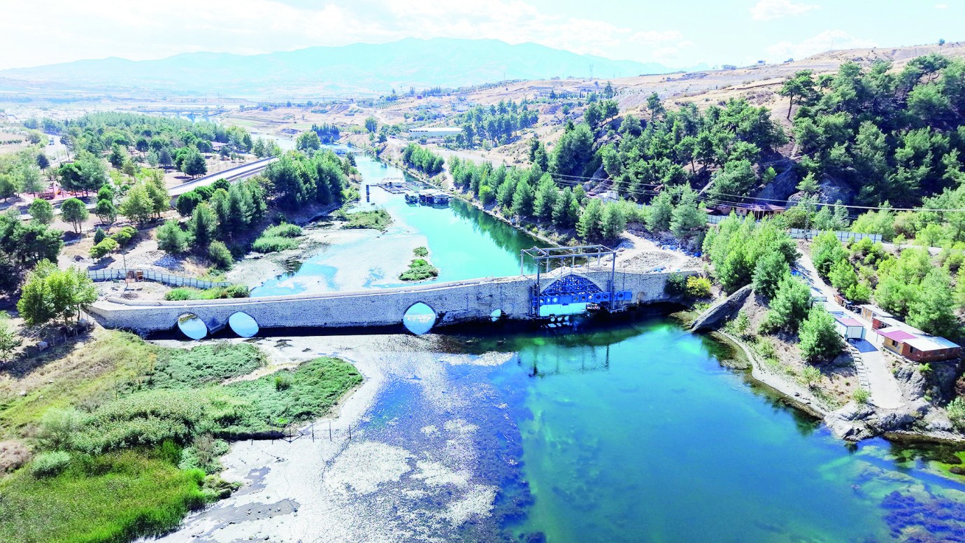 5 asırlık Ceyhan Köprüsü'nün restorasyonunda sona gelindi