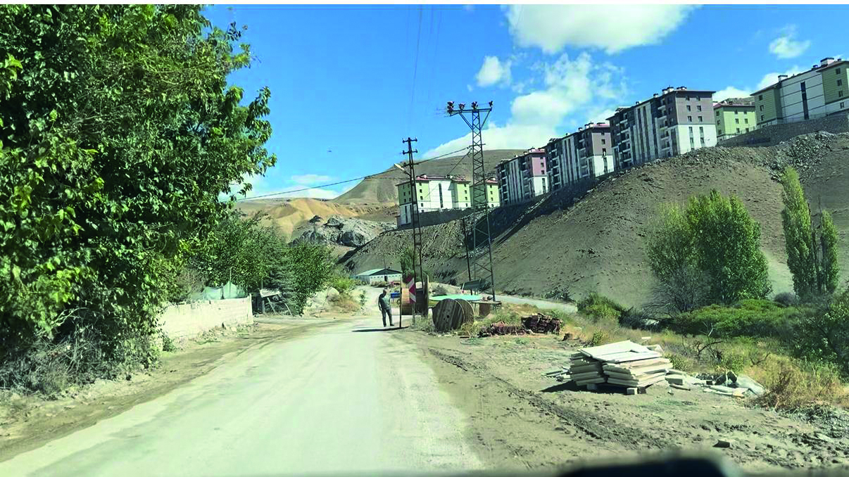 Darende’ de arsa kuraları çekiliyor
