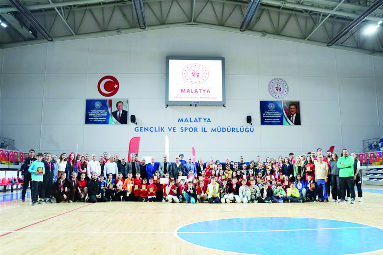 Amatör spor haftası kapanış töreni düzenlendi