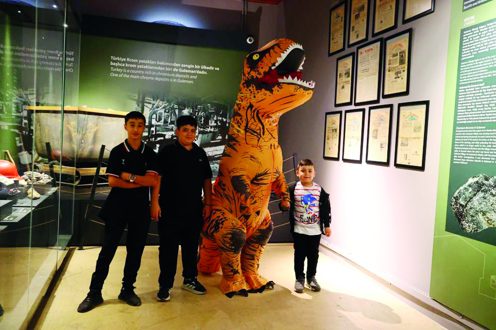 Elazığ Kent Müzesi'nde dinozor sürprizi