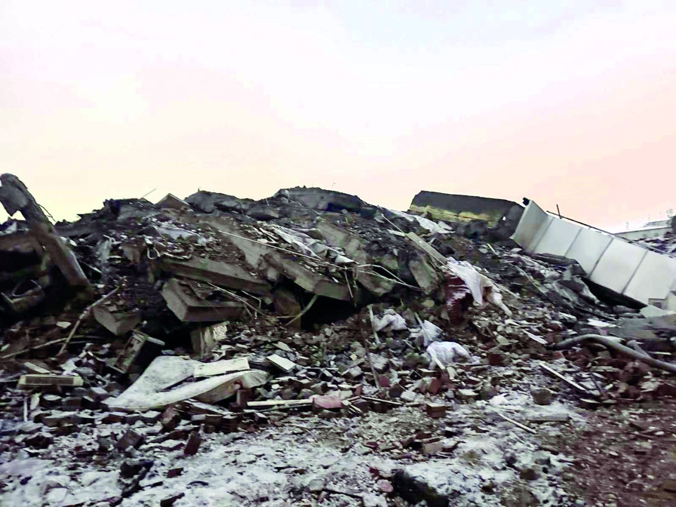 Kırçuval Oteli davasında bilirkişi raporu yenilenecek