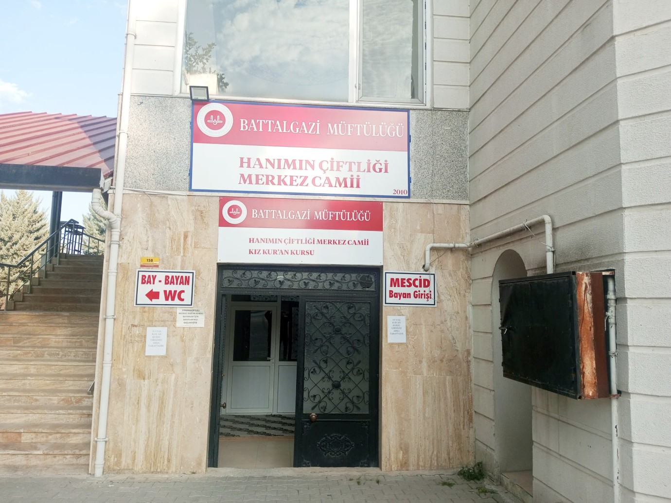 Malatya’da bir garip olay!  Namazı kıldıracak hoca bile bulamadılar