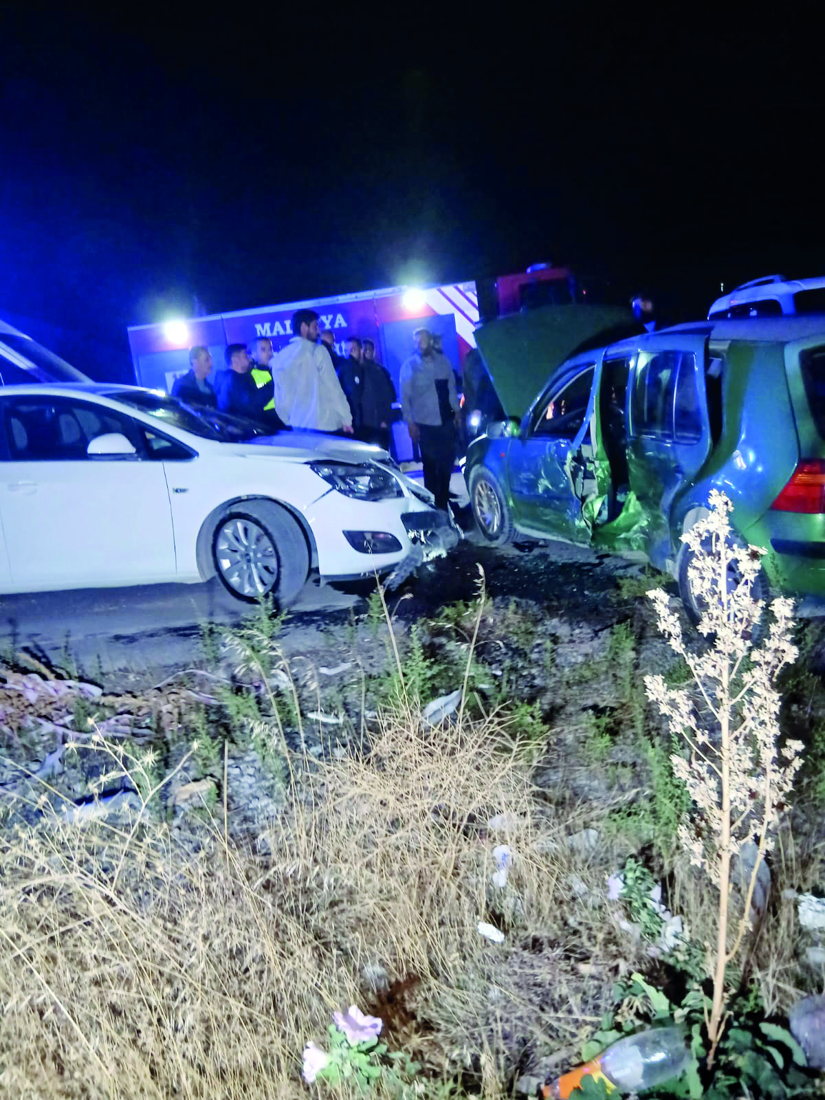Yakınca Mahallesi’nde Zincirleme Kaza: 1 Yaralı