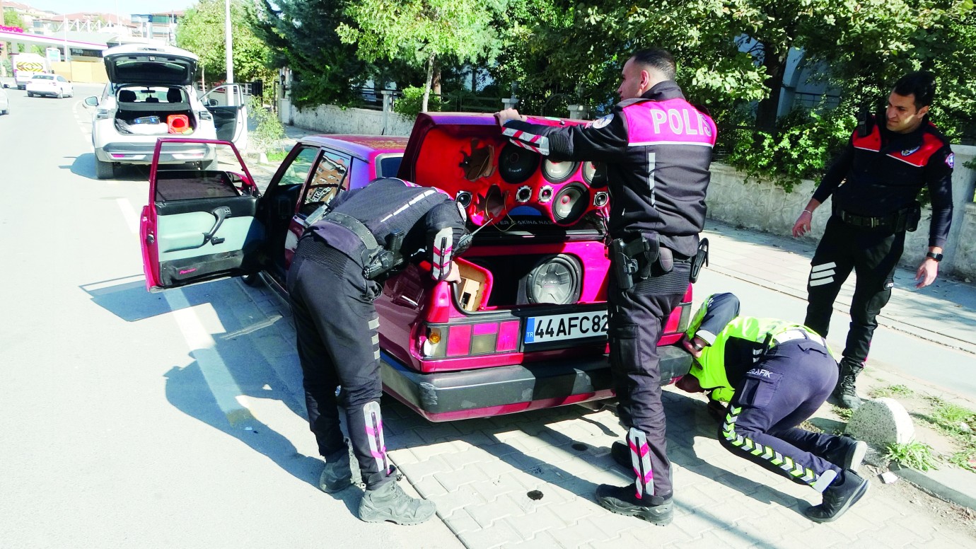 Polisin 