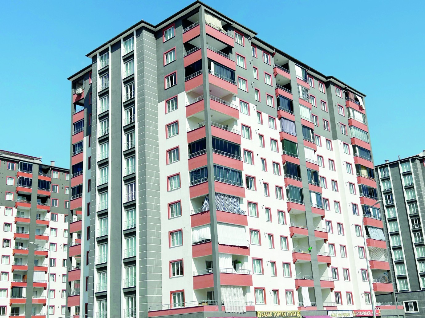 Kira krizi derinleşiyor