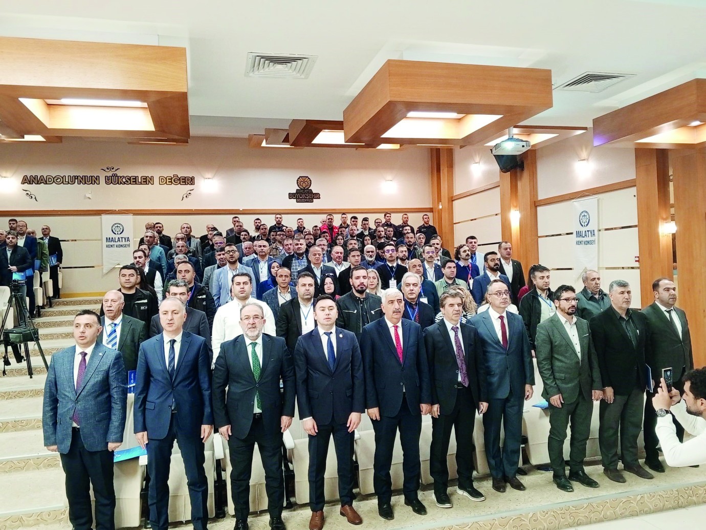 Malatya'da göçün kamu kurumlarına etkileri ele alındı