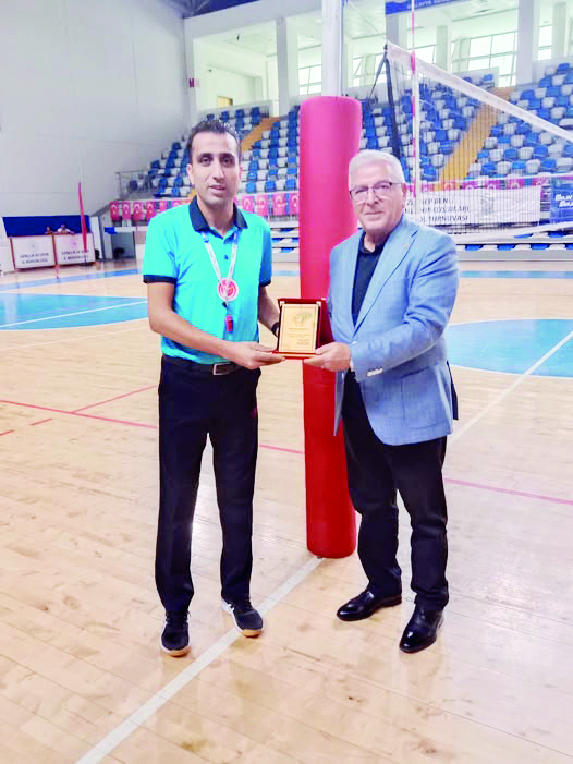 Furkan Salduz’a ASKF’den plaket
