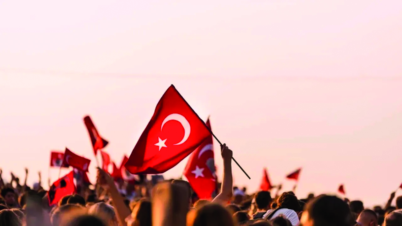 28 Ekim Yarım Gün Tatil Öğleden Sonra Kurumlar Kapalı Olacak