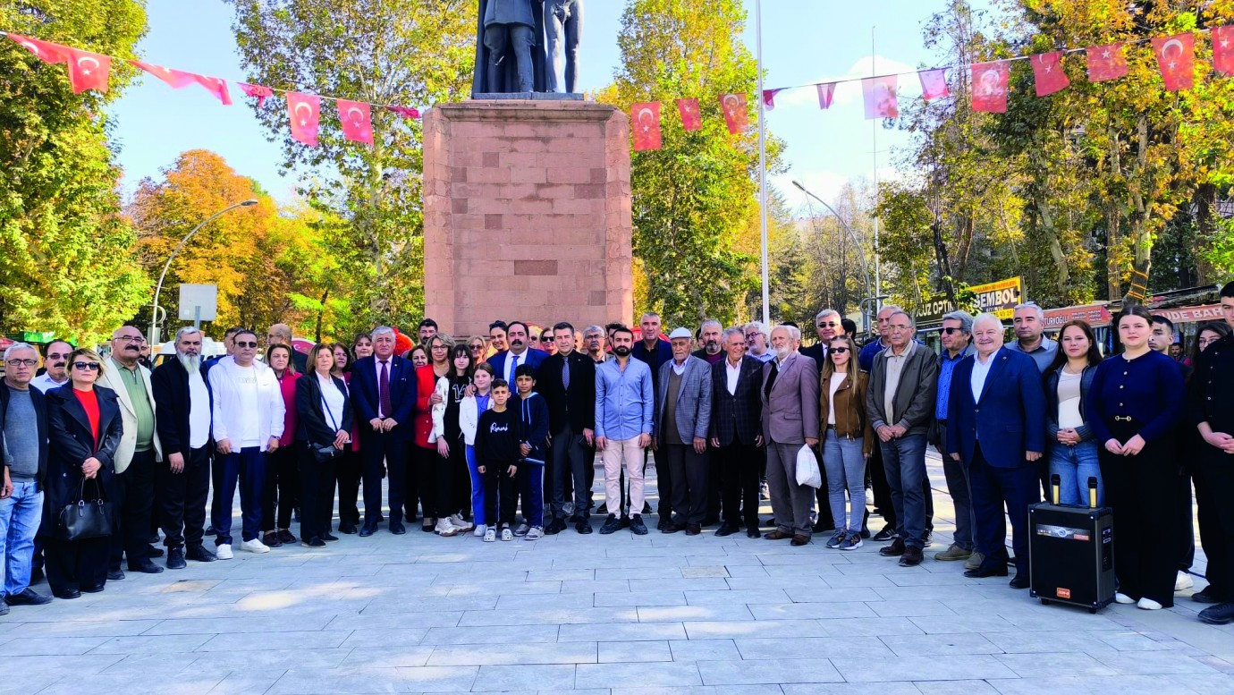 CHP Başkanı Yıldız’dan alternatif çelenk sunma törenine tepki