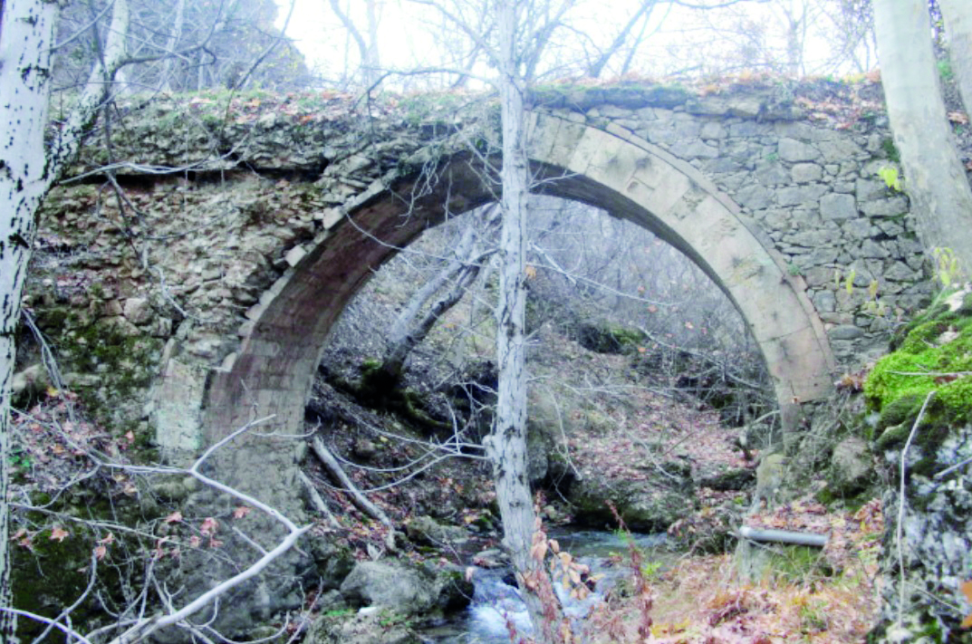 Cafer Paşa Köprüsü yıllara meydan okuyor
