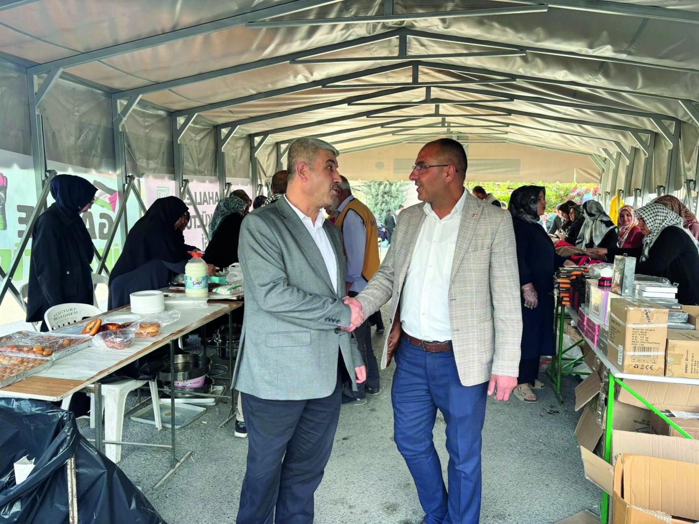 Filistinli çocuklara umut kermesi
