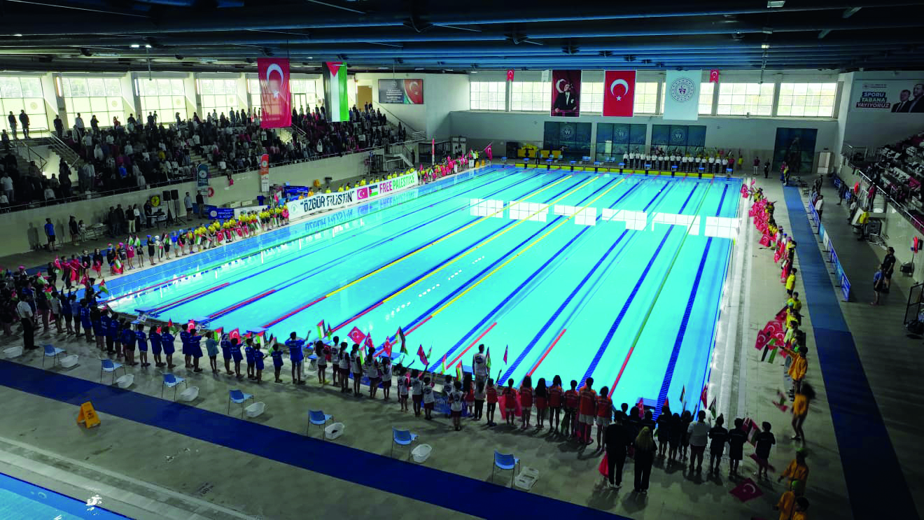 29 Ekim Cumhuriyet Bayramı Yüzme Müsabakaları yapıldı