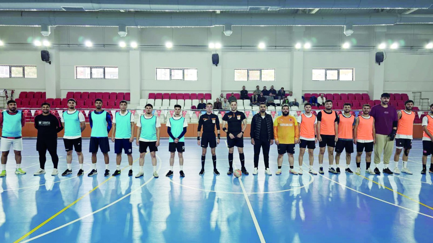 Şampiyon Dinamo Tecde Oldu