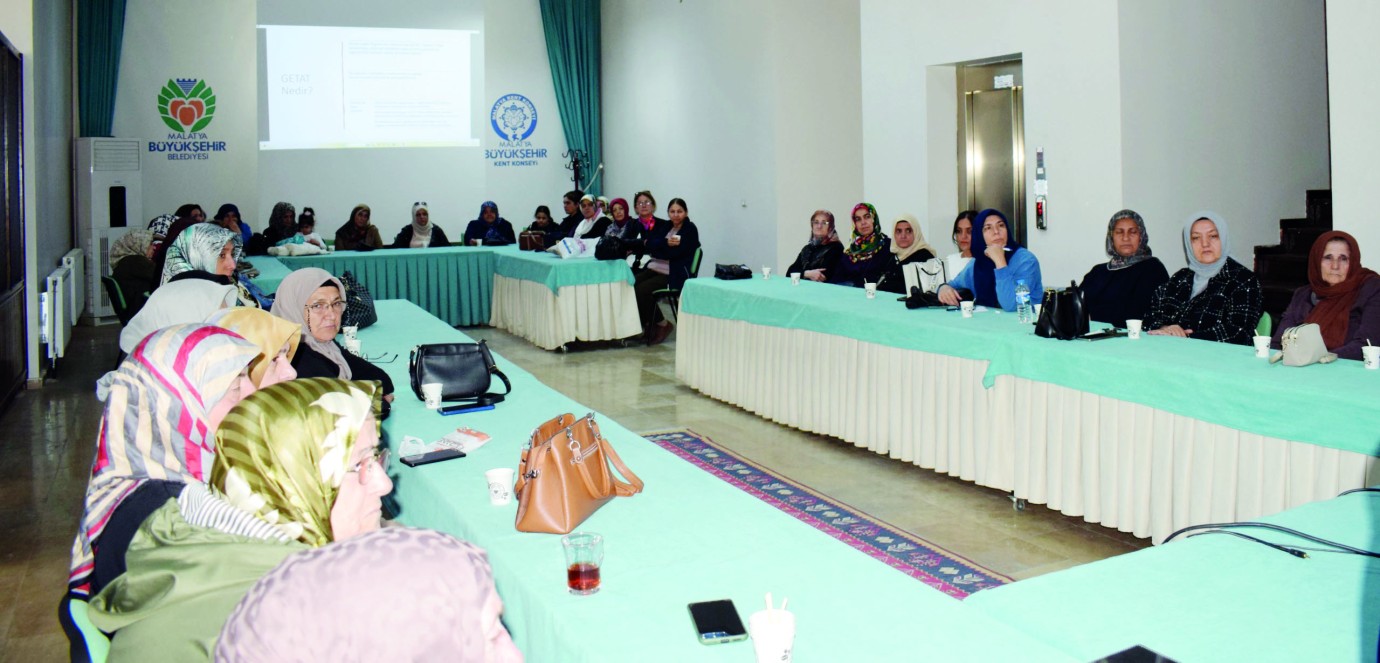 “Köklü Bilgelikten Günümüze GETAT” konferansı düzenlendi