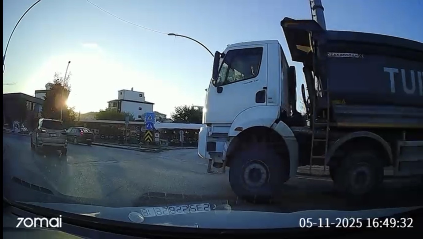 Kural tanımayan hafriyat kamyonları yine gündemde!