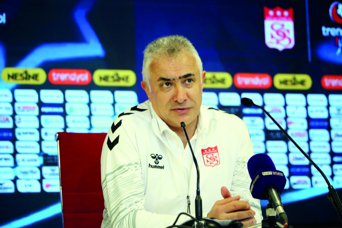 Mehmet Altıparmak: 