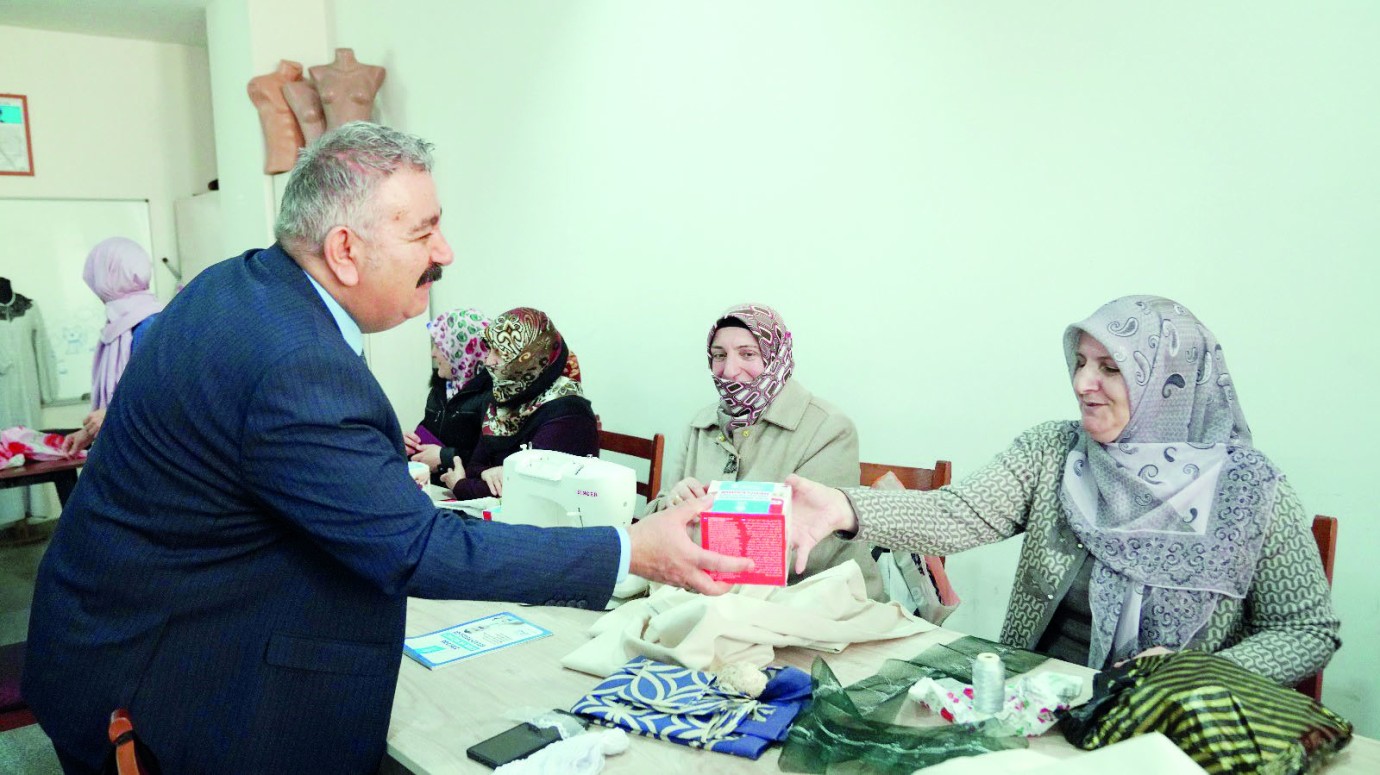Palandöken Belediyesi’nde yeni dönem kurs kayıtları başladı