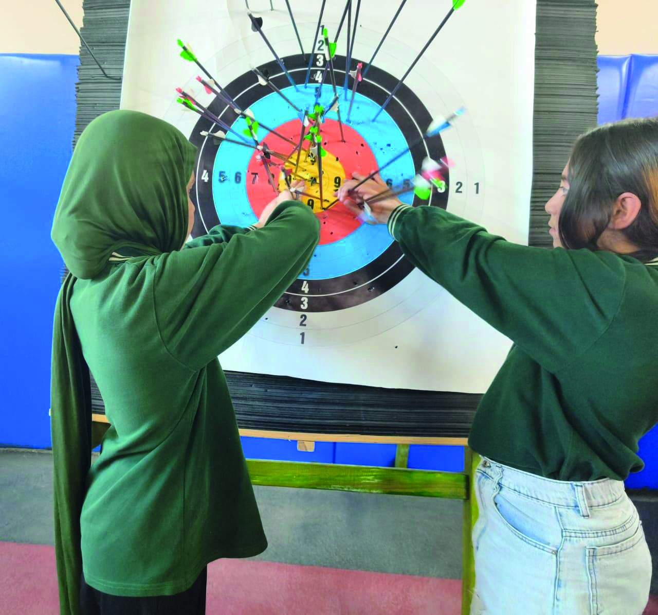 Okçuluk antrenmanları yoğun katılımla sürüyor