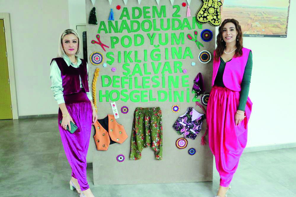 Diyarbakır’da şalvar defilesi