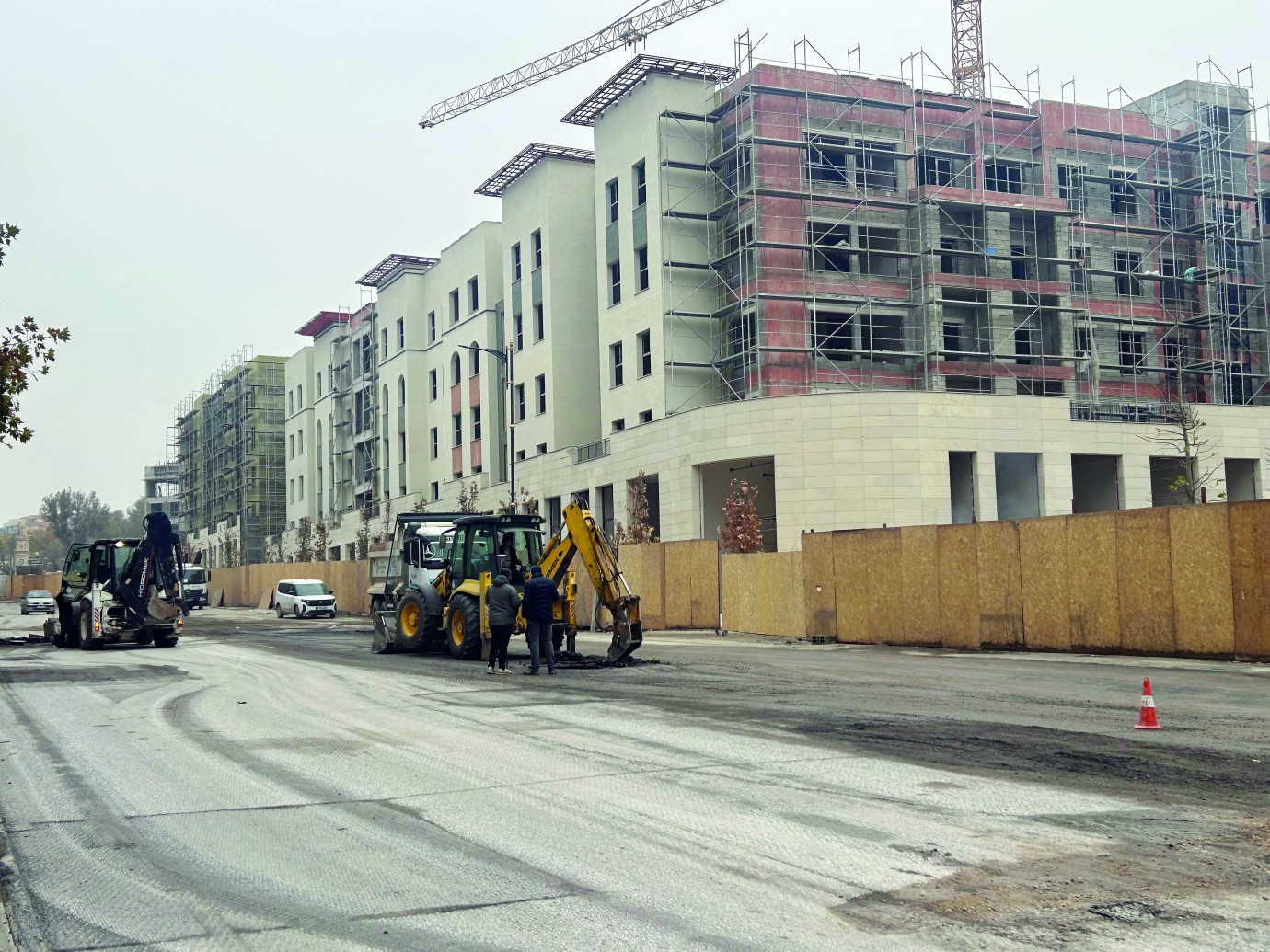 Kışla Caddesi de trafiğe kapatıldı; mağduriyet arttı
